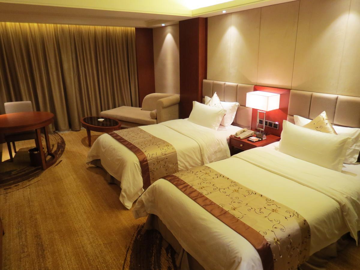 Rongjiang Hotel Jieyang Eksteriør billede