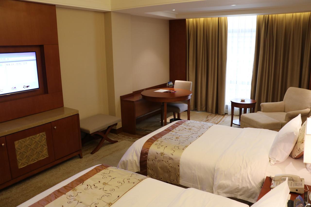 Rongjiang Hotel Jieyang Eksteriør billede