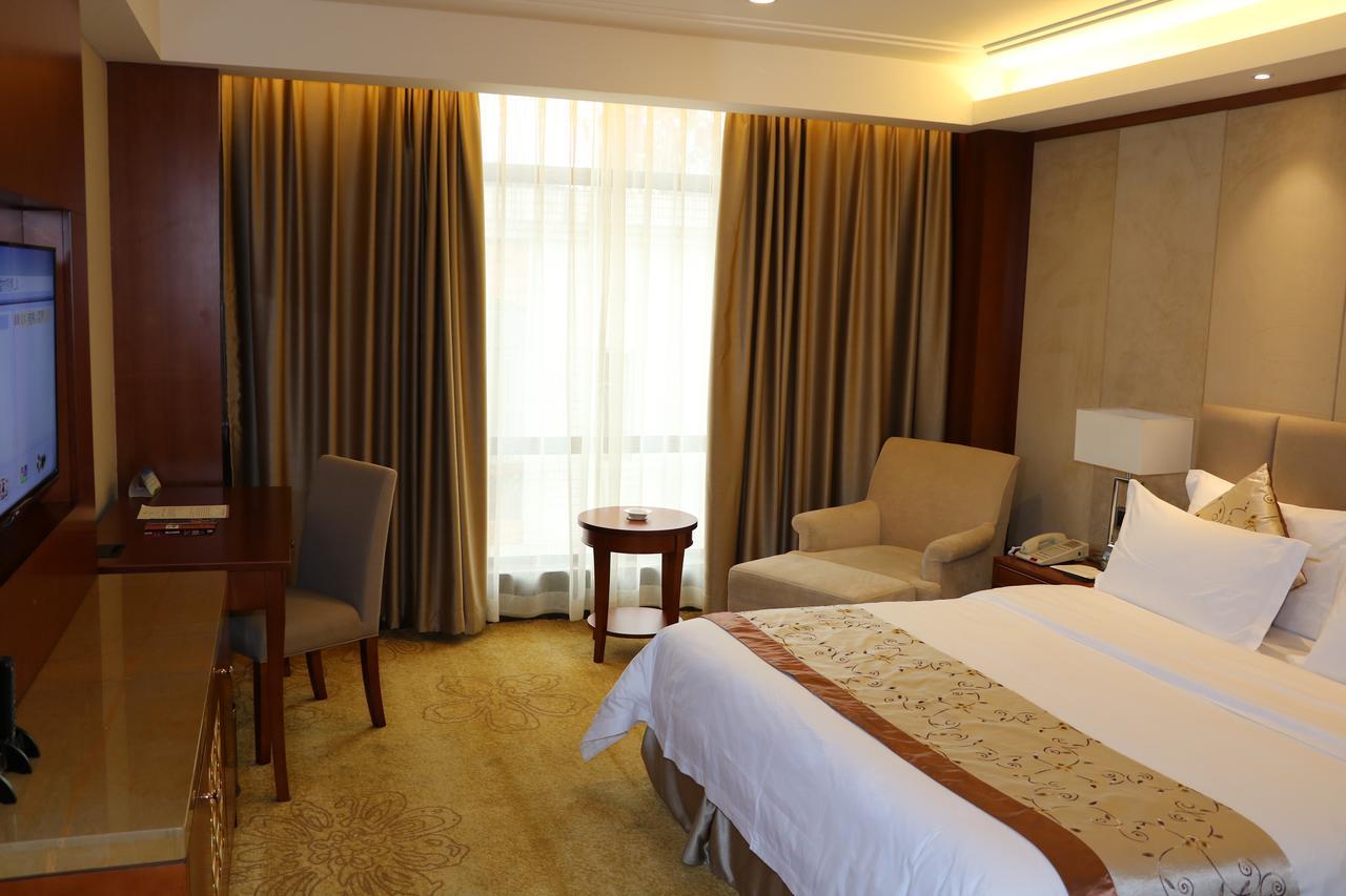 Rongjiang Hotel Jieyang Eksteriør billede