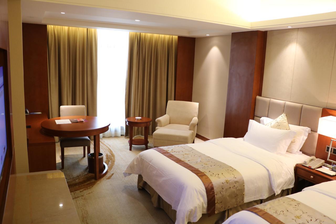 Rongjiang Hotel Jieyang Eksteriør billede