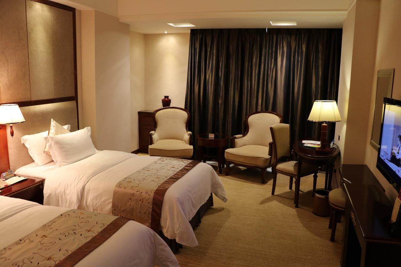 Rongjiang Hotel Jieyang Eksteriør billede