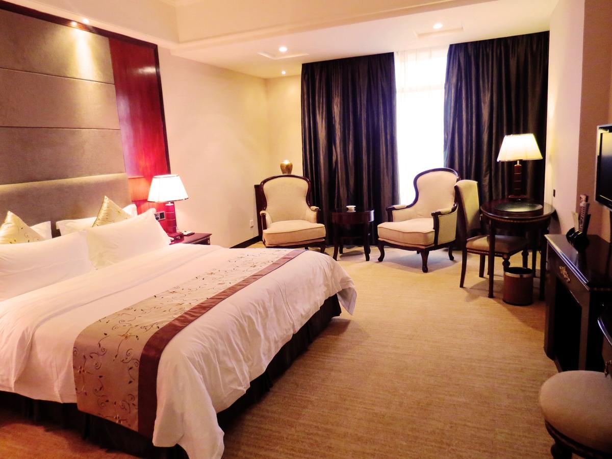 Rongjiang Hotel Jieyang Eksteriør billede